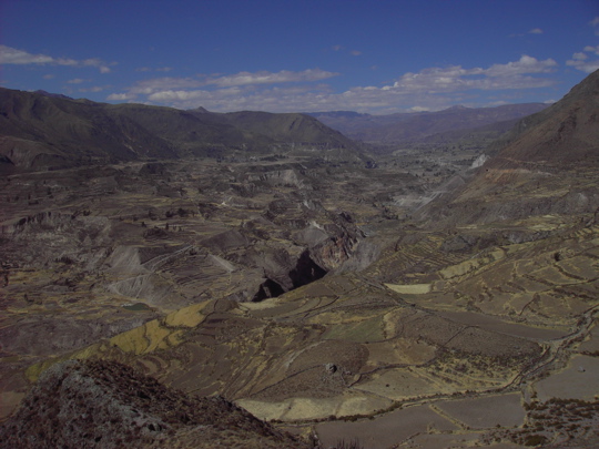 14 Blick auf Chivay und Colca Canyon