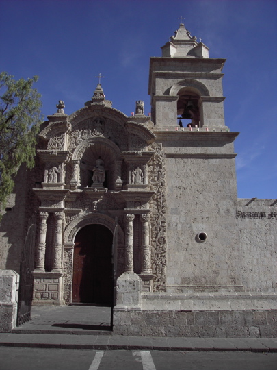 03 Kolonialkirche in Arequipa