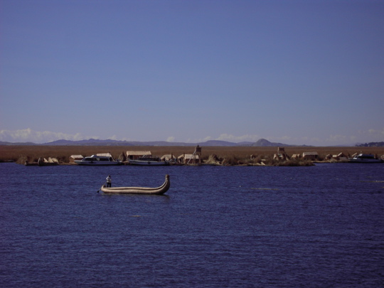 21 schwimmende Inseln der Uros