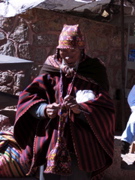 42 Strickender Mann in Chinchero